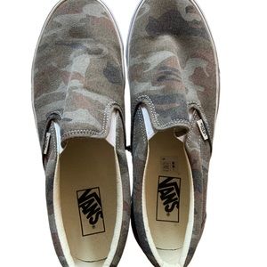 Vans slip on camo size 11